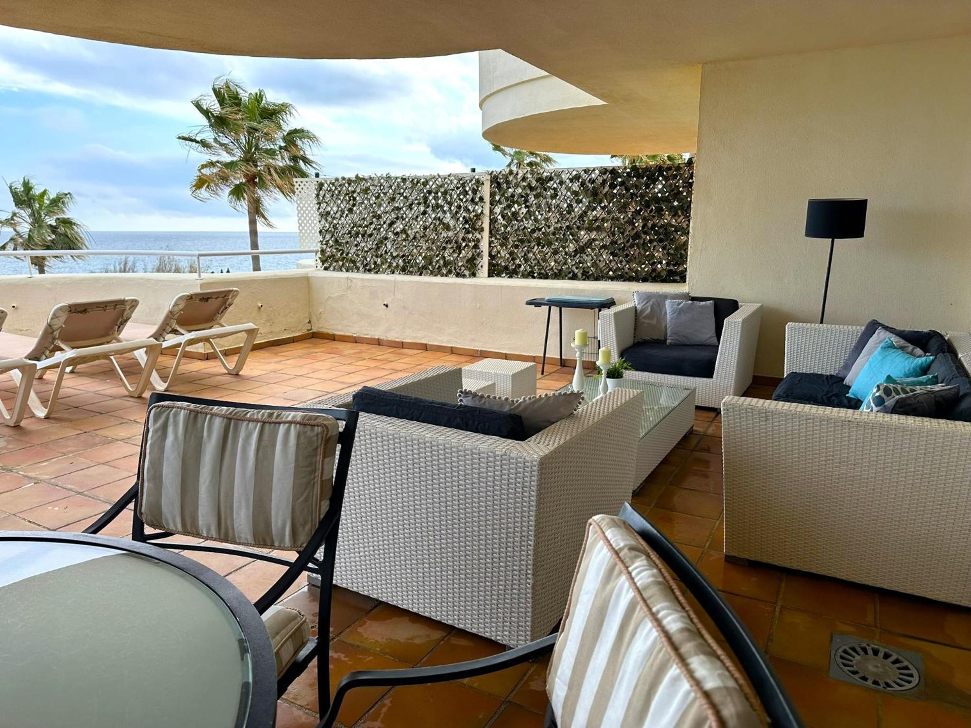 Apartments Bermuda Beach Estepona Ngoại thất bức ảnh