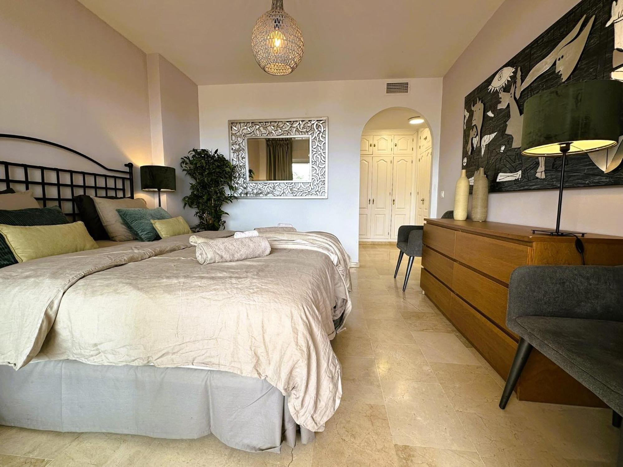 Apartments Bermuda Beach Estepona Ngoại thất bức ảnh