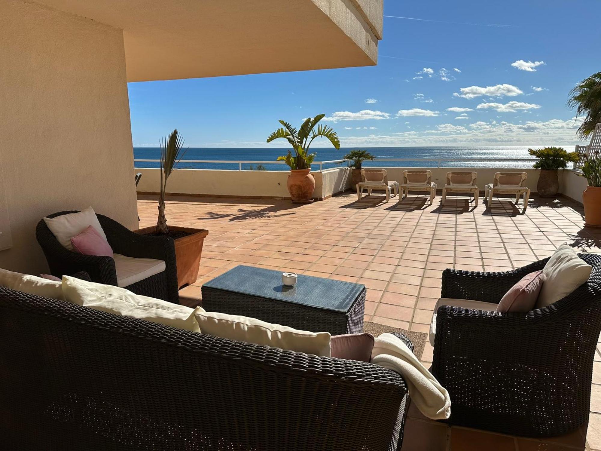 Apartments Bermuda Beach Estepona Ngoại thất bức ảnh