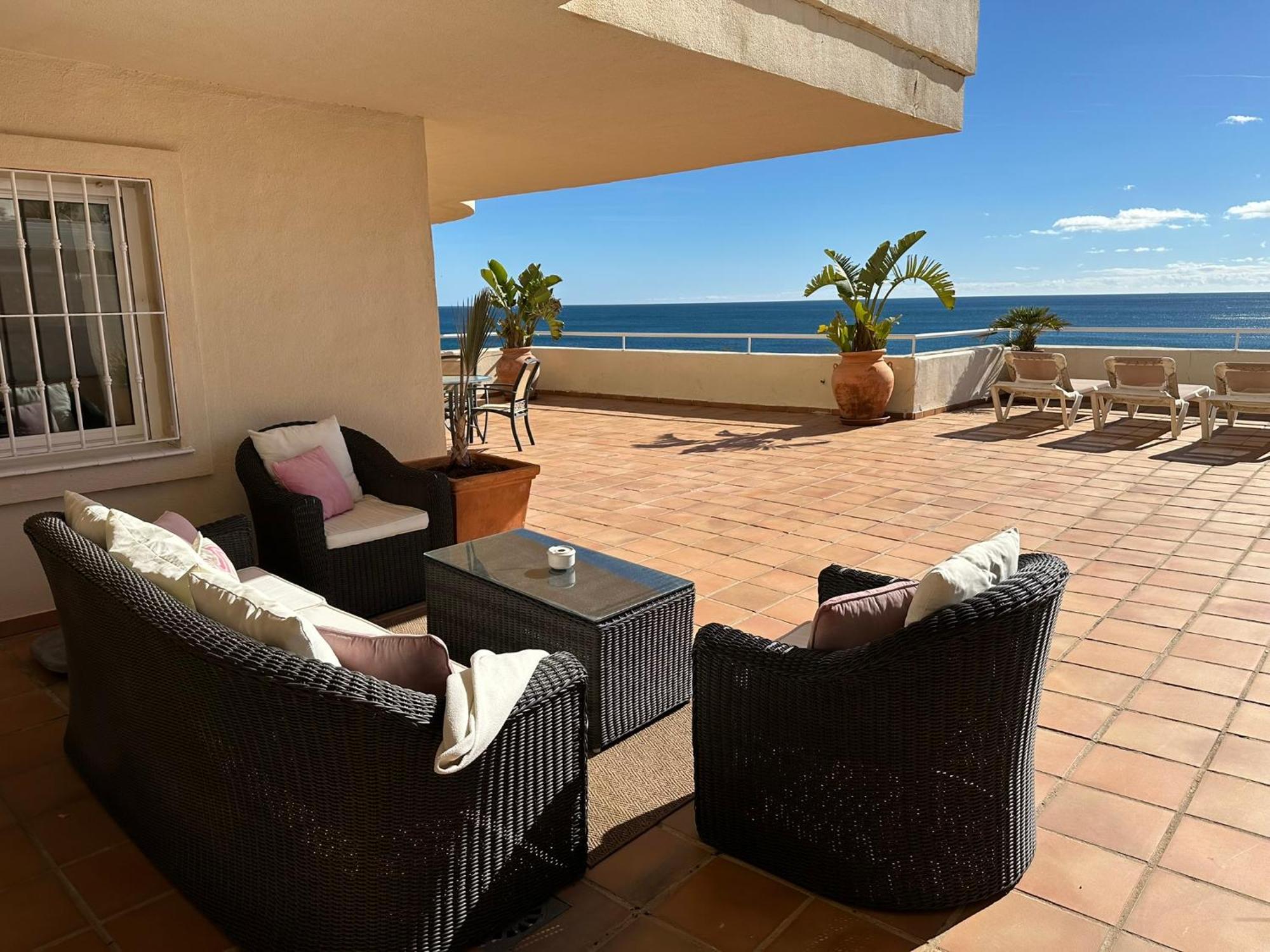 Apartments Bermuda Beach Estepona Ngoại thất bức ảnh