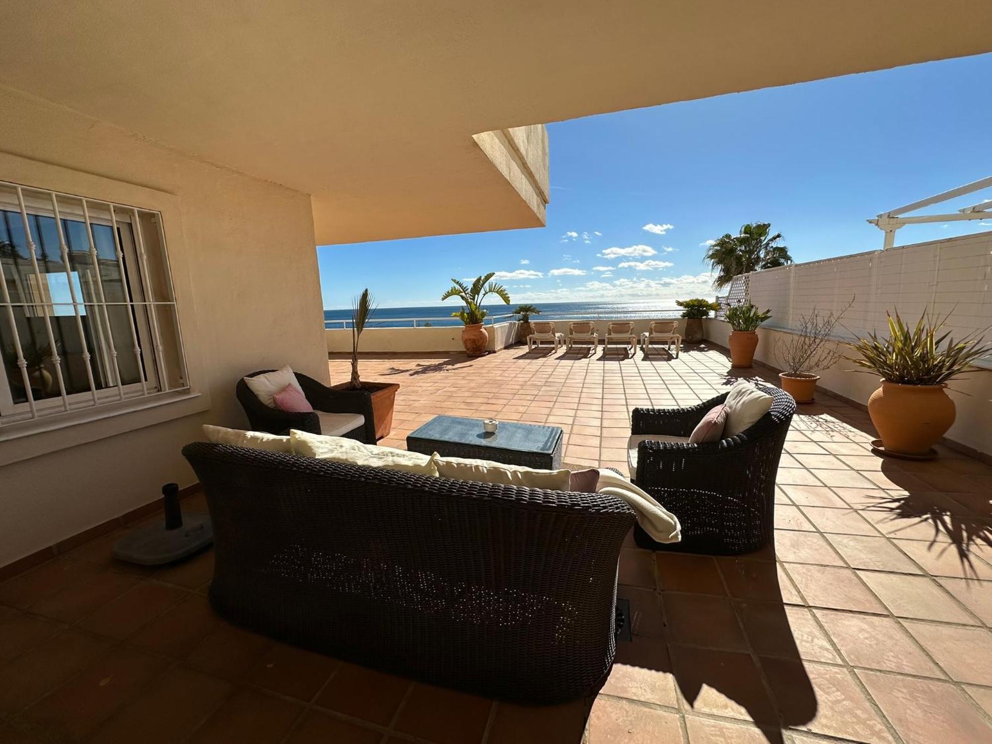 Apartments Bermuda Beach Estepona Ngoại thất bức ảnh