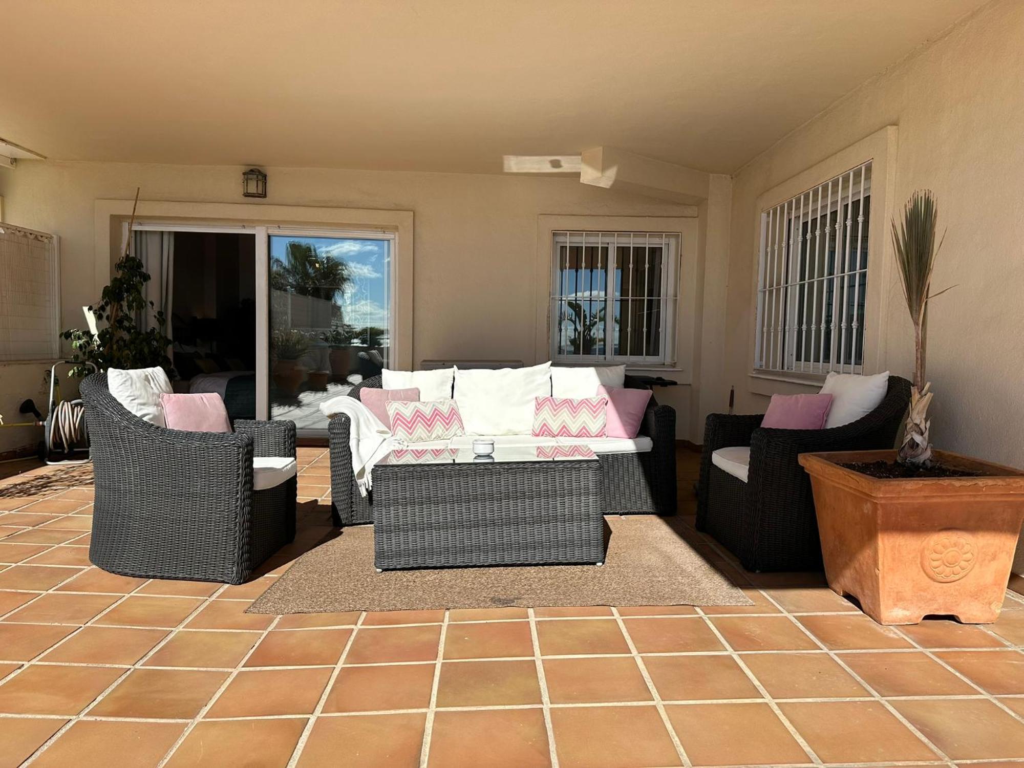 Apartments Bermuda Beach Estepona Ngoại thất bức ảnh