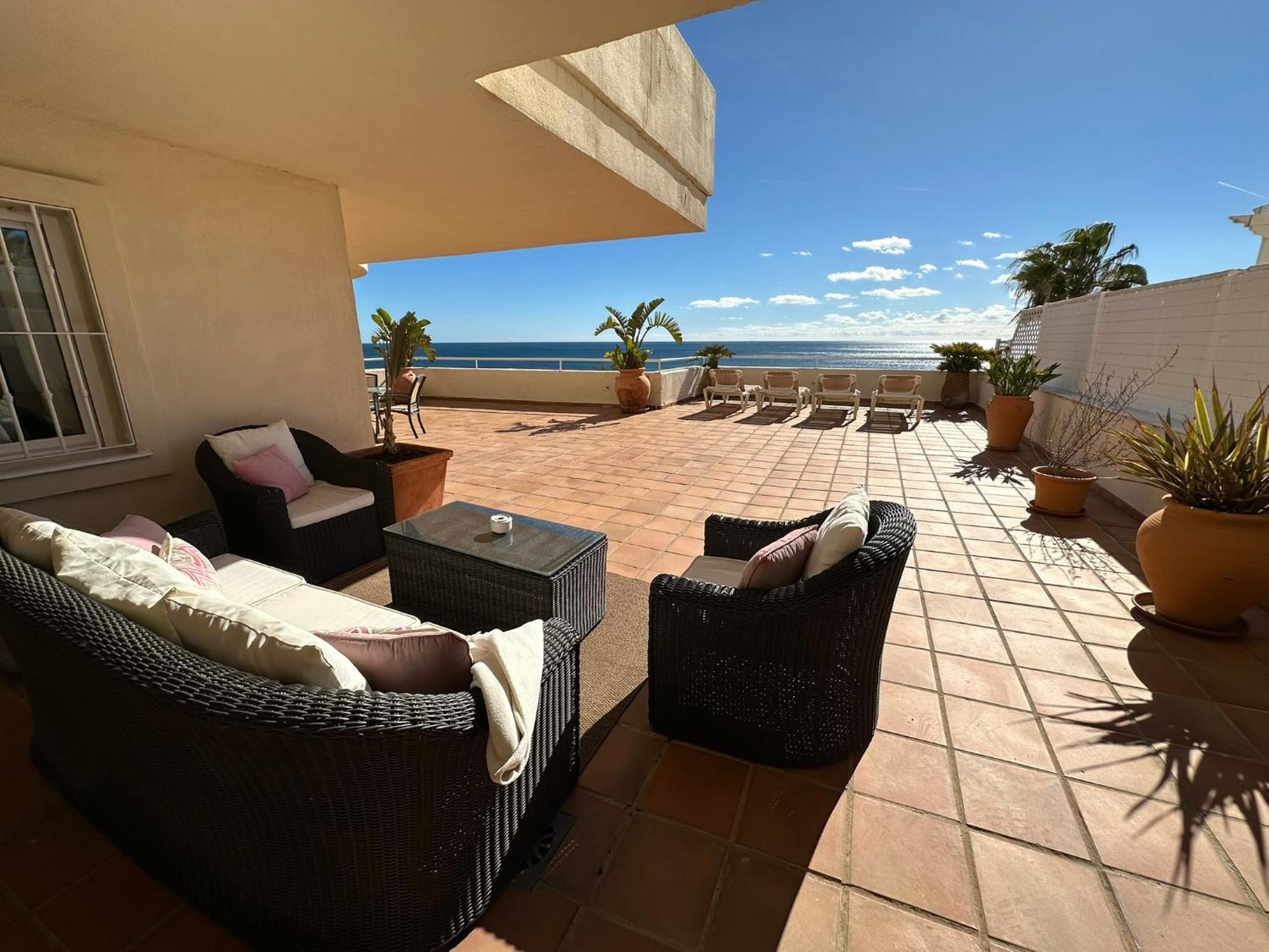 Apartments Bermuda Beach Estepona Ngoại thất bức ảnh