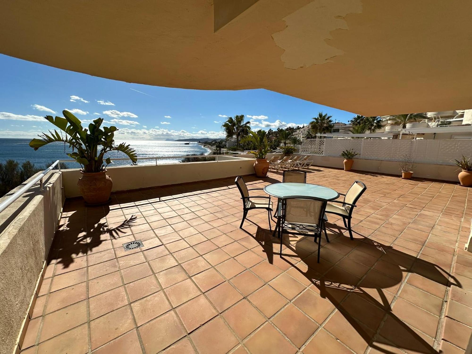 Apartments Bermuda Beach Estepona Ngoại thất bức ảnh