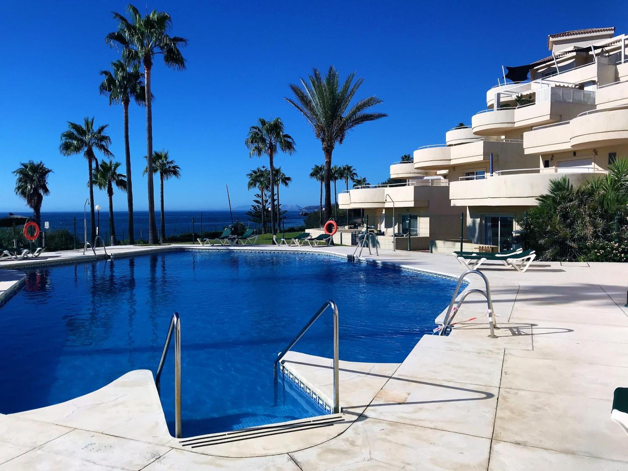 Apartments Bermuda Beach Estepona Ngoại thất bức ảnh